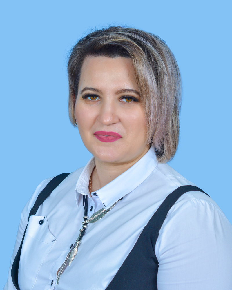 Учитель - дефектолог Крымкина Мария Николаевна.